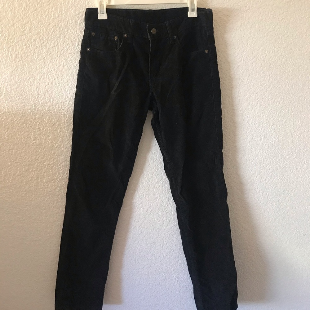 straight leg black levi’s corduroys